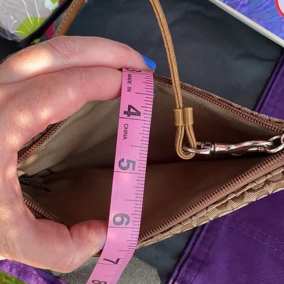 EUC Coach Wristlet - Picture 6 of 6